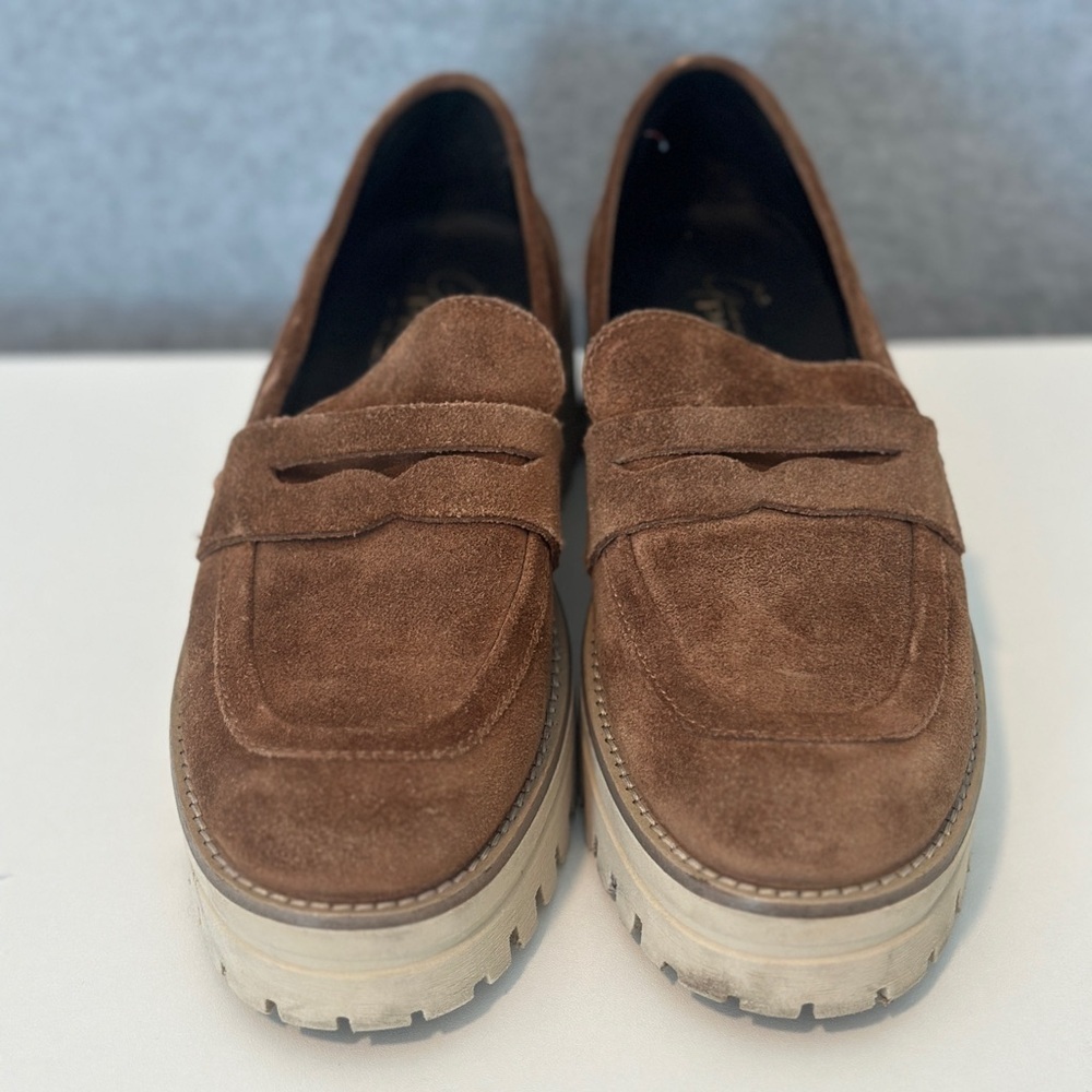 Gianluca Pisati Women’s Brown Suede Lug-Sole Penny Loafers - Picture 3 of 8
